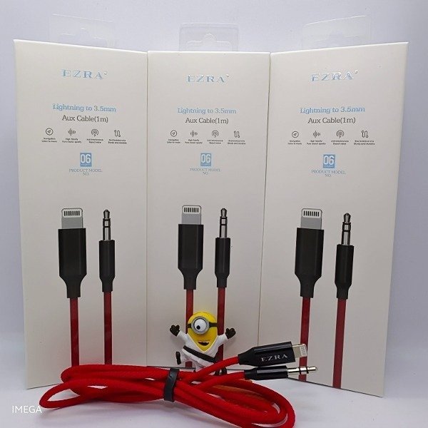 LA06 IPHONE TO 3.5MM AUX CABLE